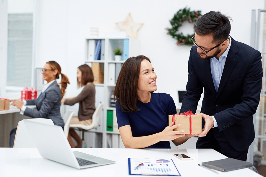 Corporate Gift Ideas from the Expert
